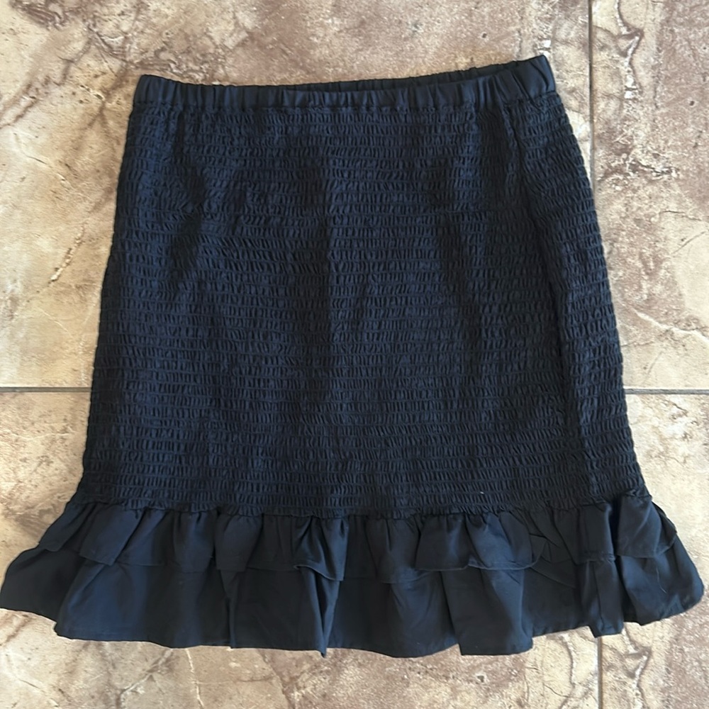 Pretty little thing Ruffled elastic mini skirt
